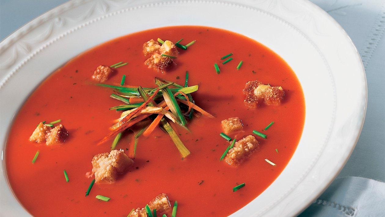 Bäuerliche Tomaten-Gemüsesuppe –  